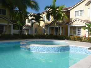 Tropical y acogedora villa familiar